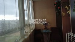 2-комнатная квартира (44м2) на продажу по адресу Павлово село, Морской пр-зд, 1— фото 10 из 25