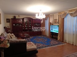 3-комнатная квартира (104м2) на продажу по адресу Сертолово г., Ветеранов ул., 11— фото 13 из 33