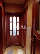 3-комнатная квартира (66м2) на продажу по адресу Малая Карпатская ул., 23— фото 14 из 23