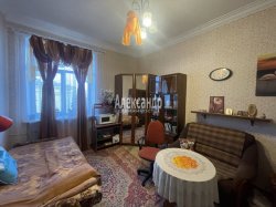 Комната в 3-комнатной квартире (92м2) на продажу по адресу Таллинская ул., 10— фото 2 из 19