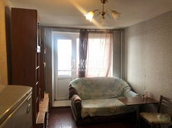 Комната в 6-комнатной квартире (119м2) на продажу по адресу Малая Балканская ул., 52— фото 3 из 9