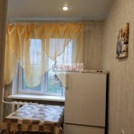 3-комнатная квартира (59м2) на продажу по адресу Петергоф г., Суворовская ул., 3— фото 3 из 10