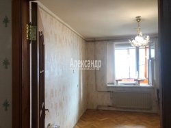 2-комнатная квартира (51м2) на продажу по адресу Колпино г., Тверская ул., 31— фото 11 из 19