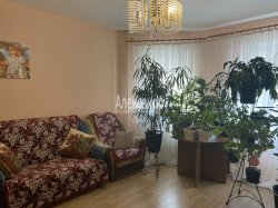 3-комнатная квартира (80м2) на продажу по адресу Сертолово г., Заречная ул., 10— фото 2 из 17