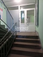 3-комнатная квартира (52м2) на продажу по адресу Кустодиева ул., 4— фото 17 из 19