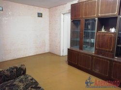 3-комнатная квартира (60м2) на продажу по адресу Волхов г., Новгородская ул., 8— фото 5 из 17