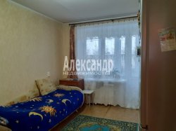 2-комнатная квартира (47м2) на продажу по адресу Волхов г., Волгоградская ул., 56— фото 4 из 8