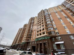 2-комнатная квартира (66м2) на продажу по адресу Лиственная ул., 18— фото 13 из 19