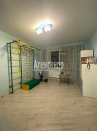 3-комнатная квартира (83м2) на продажу по адресу Сестрорецк г., Приморское шос., 352— фото 4 из 20