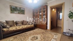 2-комнатная квартира (53м2) на продажу по адресу Вещево пос. при станции, Воинской Славы ул., 18— фото 3 из 16