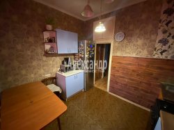 3-комнатная квартира (78м2) на продажу по адресу Краснопутиловская ул., 14— фото 14 из 19