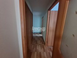 2-комнатная квартира (44м2) на продажу по адресу Волхов г., Юрия Гагарина ул., 34— фото 14 из 16