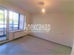 1-комнатная квартира (31м2) на продажу по адресу Пулковское шос., 73— фото 2 из 25