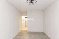 1-комнатная квартира (35м2) на продажу по адресу Планерная ул., 87— фото 5 из 18