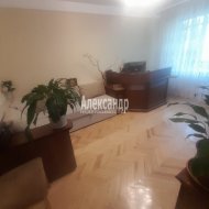 2-комнатная квартира (44м2) на продажу по адресу Бухарестская ул., 31— фото 9 из 21