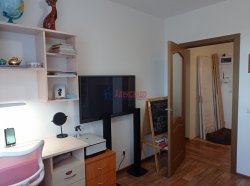 2-комнатная квартира (48м2) на продажу по адресу Маршака пр., 28— фото 16 из 26