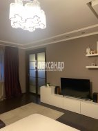 2-комнатная квартира (84м2) на продажу по адресу Коломяжский просп., 26— фото 8 из 16