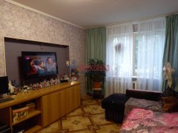 3-комнатная квартира (69м2) на продажу по адресу Большевиков просп., 22— фото 2 из 22