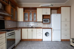 2-комнатная квартира (65м2) на продажу по адресу Серпуховская ул., 34— фото 12 из 26