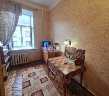 2 комнаты в 5-комнатной квартире (120м2) на продажу по адресу Вознесенский пр., 55— фото 2 из 16
