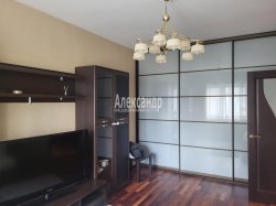 1-комнатная квартира (37м2) на продажу по адресу Славы пр., 55— фото 6 из 11