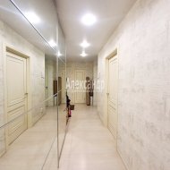 3-комнатная квартира (81м2) на продажу по адресу Мурино г., Петровский бул., 2— фото 4 из 31