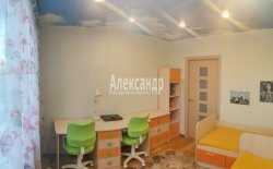 3-комнатная квартира (62м2) на продажу по адресу Петергофское шос., 3— фото 3 из 13