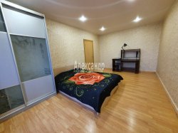 1-комнатная квартира (40м2) на продажу по адресу Караваевская ул., 32— фото 12 из 17