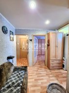 2-комнатная квартира (53м2) на продажу по адресу Кириши г., Героев просп., 10— фото 9 из 12