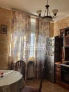 4-комнатная квартира (90м2) на продажу по адресу Благодатная ул., 28— фото 10 из 19