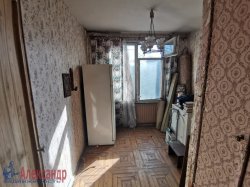 3-комнатная квартира (41м2) на продажу по адресу Краснопутиловская ул., 91— фото 7 из 15
