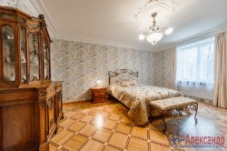5-комнатная квартира (375м2) на продажу по адресу Пушкин г., Дворцовая ул., 5— фото 28 из 53