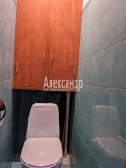 1-комнатная квартира (31м2) на продажу по адресу Летчика Пилютова ул., 5— фото 9 из 16