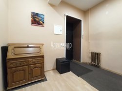 2-комнатная квартира (63м2) на продажу по адресу Невский пр., 162— фото 13 из 22