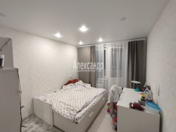 3-комнатная квартира (48м2) на продажу по адресу Глебычево пос., 10— фото 6 из 17