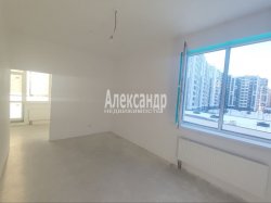 1-комнатная квартира (36м2) на продажу по адресу Кудрово г., Солнечная ул., 12— фото 9 из 33