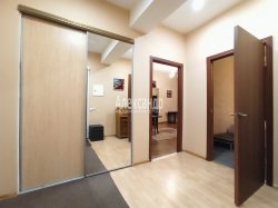 2-комнатная квартира (63м2) на продажу по адресу Невский пр., 162— фото 12 из 22