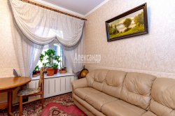 4-комнатная квартира (116м2) на продажу по адресу Садовая ул., 49— фото 10 из 29