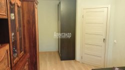 1-комнатная квартира (34м2) на продажу по адресу Мурино г., Шоссе в Лаврики ул., 59— фото 5 из 23