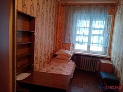 4-комнатная квартира (76м2) на продажу по адресу Волхов г., Пирогова ул., 7— фото 4 из 10