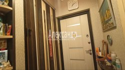 2-комнатная квартира (44м2) на продажу по адресу Павлово село, Морской пр-зд, 1— фото 17 из 25