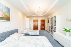 2-комнатная квартира (98м2) на продажу по адресу Нейшлотский пер., 11— фото 4 из 21