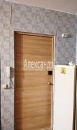 Комната в 11-комнатной квартире (196м2) на продажу по адресу Искровский просп., 6— фото 4 из 12
