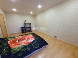 1-комнатная квартира (40м2) на продажу по адресу Караваевская ул., 32— фото 13 из 17