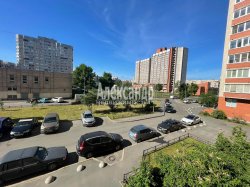 3-комнатная квартира (96м2) на продажу по адресу Кораблестроителей ул., 16— фото 10 из 23