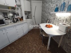 1-комнатная квартира (40м2) на продажу по адресу Пятилеток просп., 8— фото 5 из 22