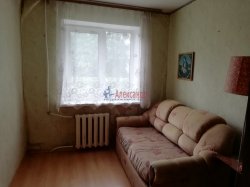 4-комнатная квартира (61м2) на продажу по адресу Сясьстрой г., Космонавтов ул., 7— фото 2 из 19