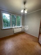 2-комнатная квартира (44м2) на продажу по адресу Ярослава Гашека ул., 4— фото 7 из 10