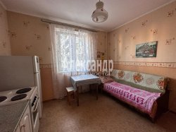 1-комнатная квартира (36м2) на продажу по адресу Стародеревенская ул., 23— фото 5 из 15