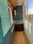 2-комнатная квартира (51м2) на продажу по адресу Маршала Захарова ул., 22— фото 7 из 31